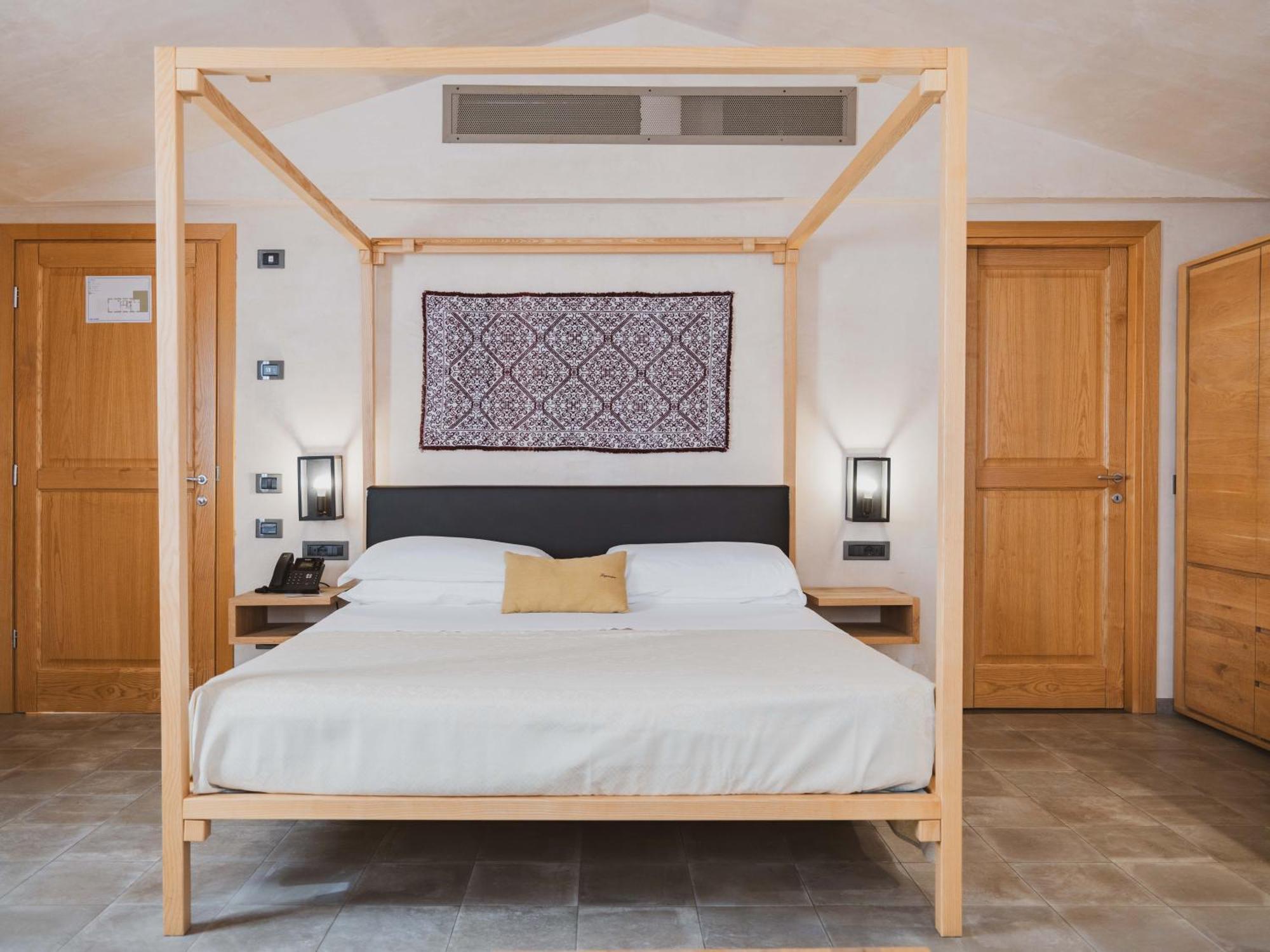 Tramas Hotel & Spa Olbia Exteriör bild